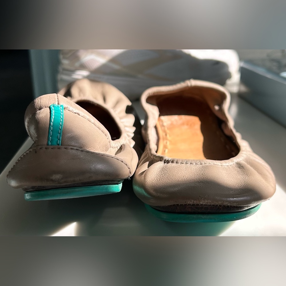 Tieks, Size 10. Color Taupe - image 3